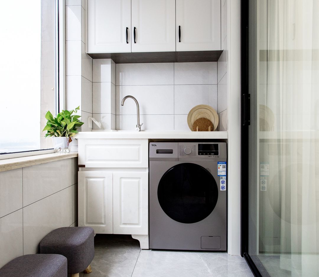 21张洗衣机+收纳柜搭配设计，这样的阳台才实用装修效果图片_3