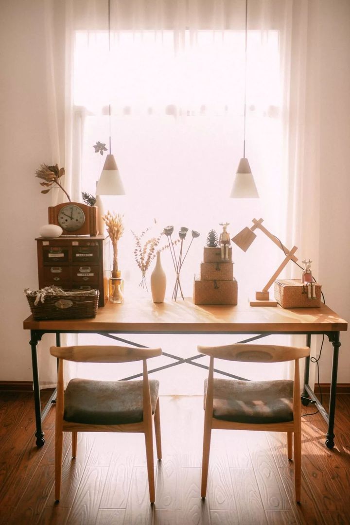 23张小户型简约书桌搭配设计，房间小可以参考装修效果图片_12