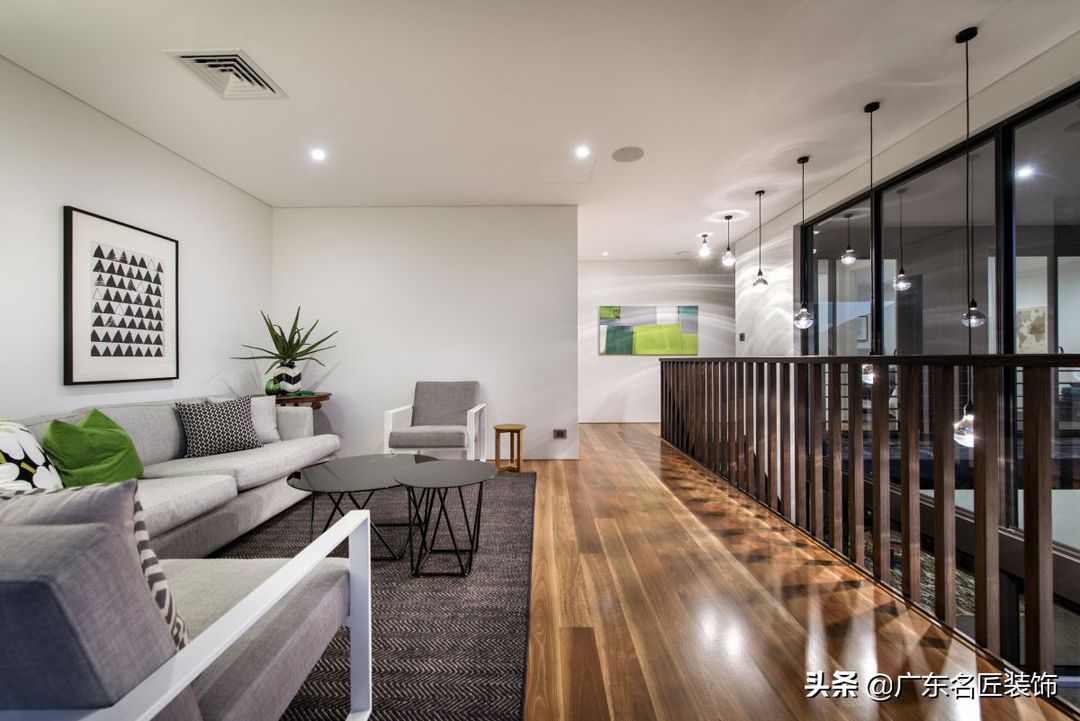 428m²清新北欧风格别墅，客厅与花园相连不能再美了装修效果图片_6