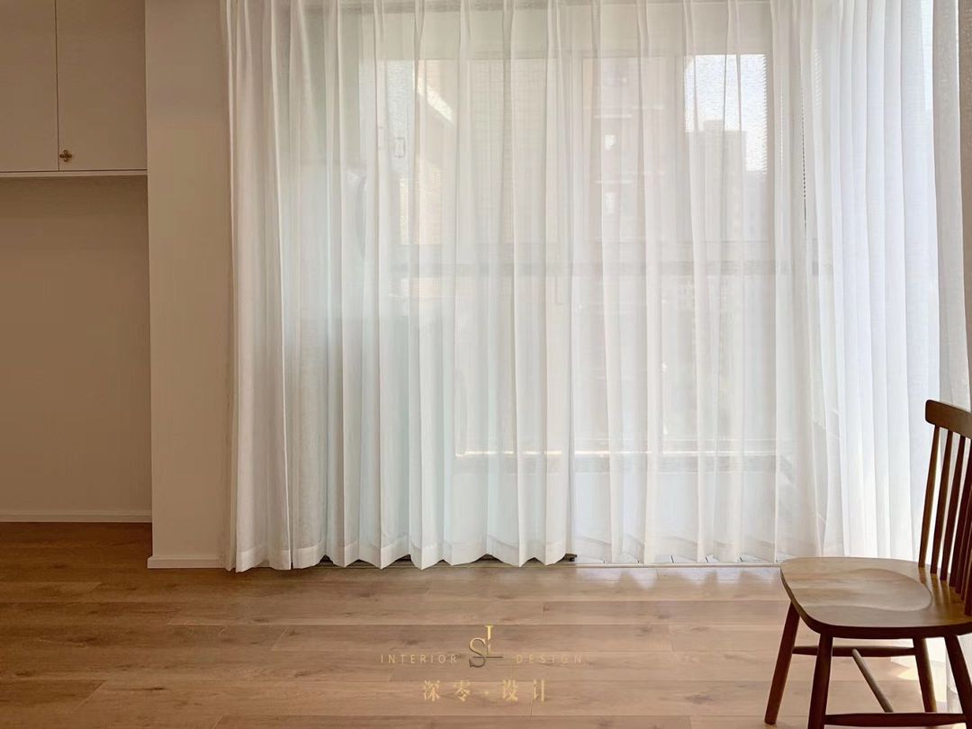 现实版“我家的客厅空无一物”装修效果图片_6