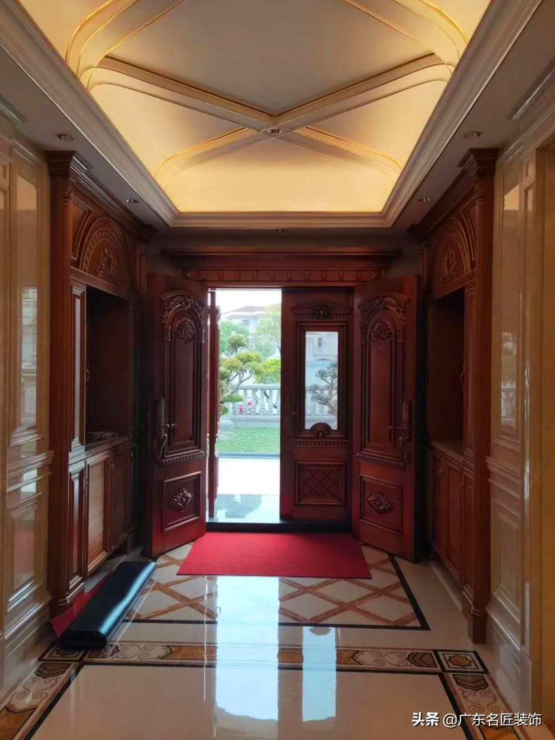 498m²豪装欧式别墅，这就是你羡慕的成功人士的顶配家宅装修效果图片_3