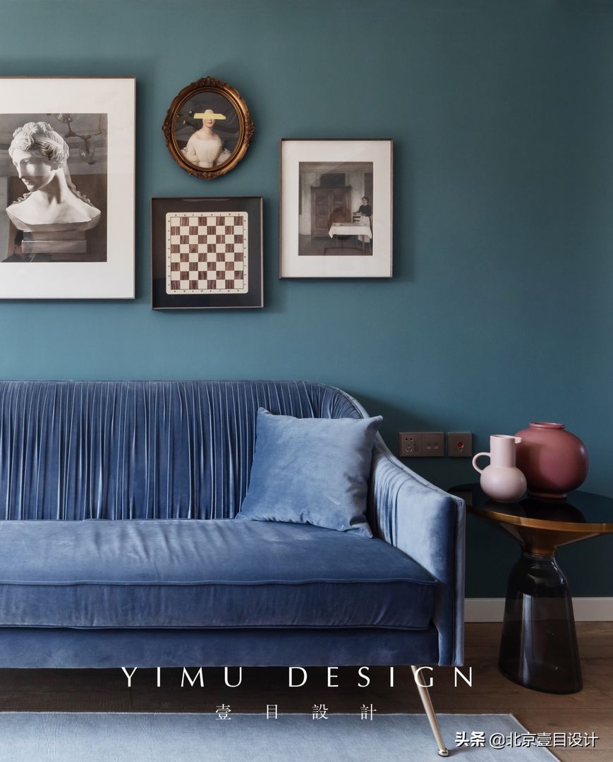 复古轻奢元素打造为精致且灵动的大气时尚现代风装修效果图片_3