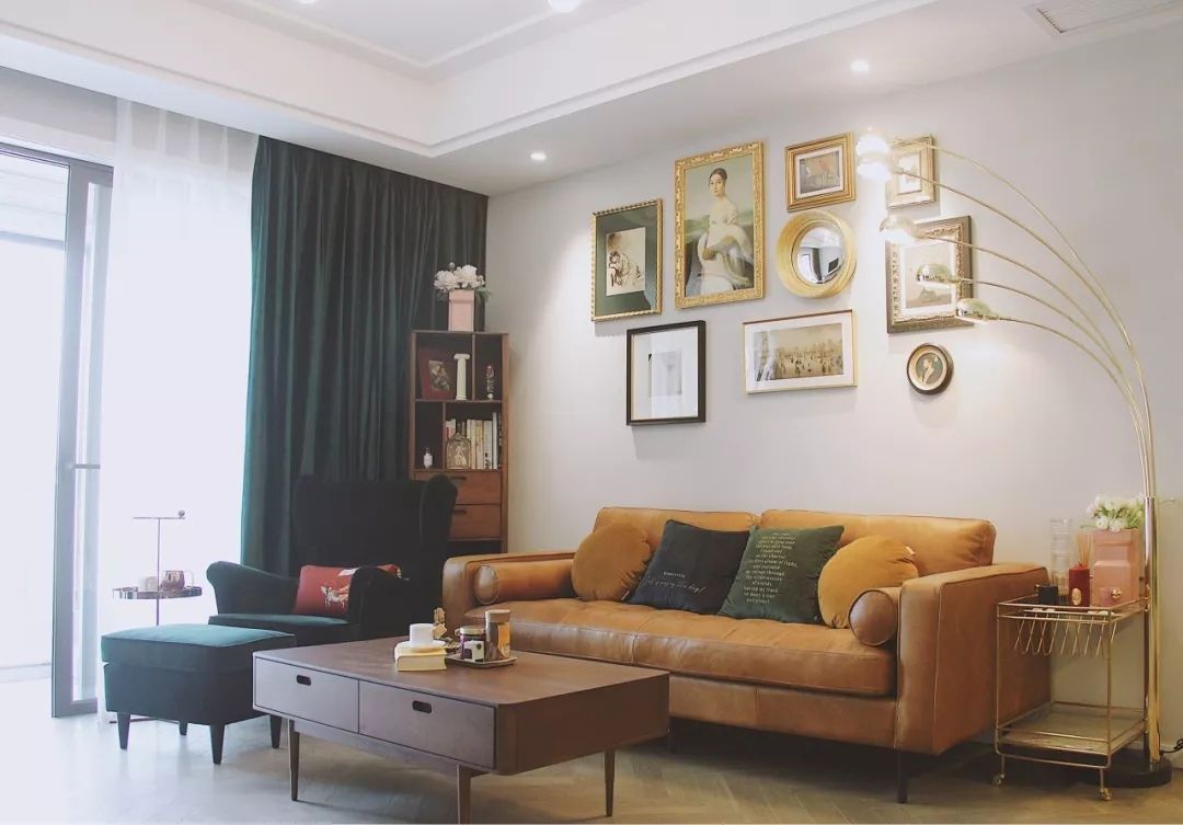 客厅摆上驼色沙发，轻松打造轻奢风装修效果图片_19