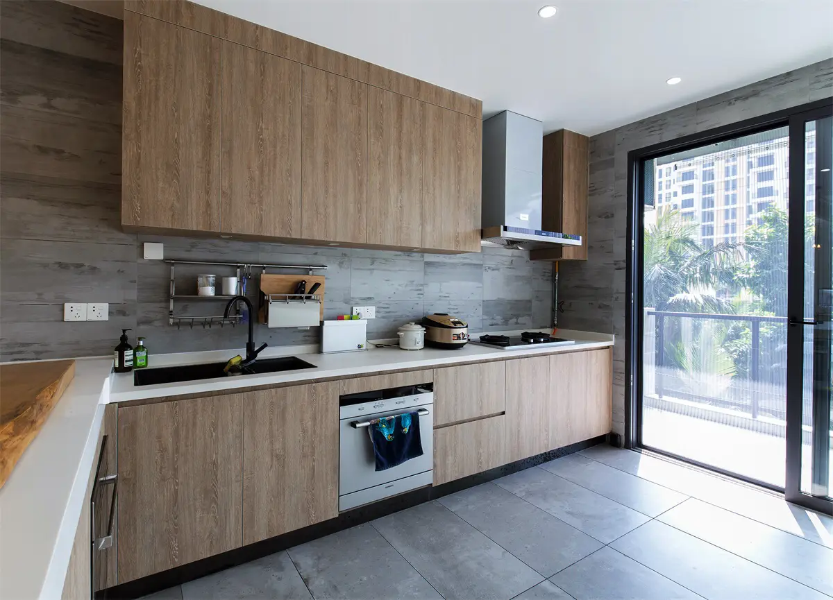 现代厨房瓷砖这样搭，与众不同图片_0