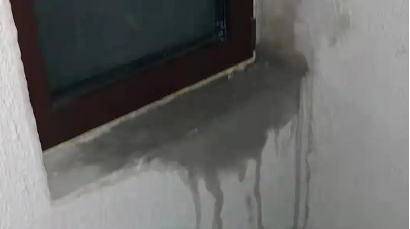 阳台漏水怎么办？不要乱花冤枉钱，这样做更省钱