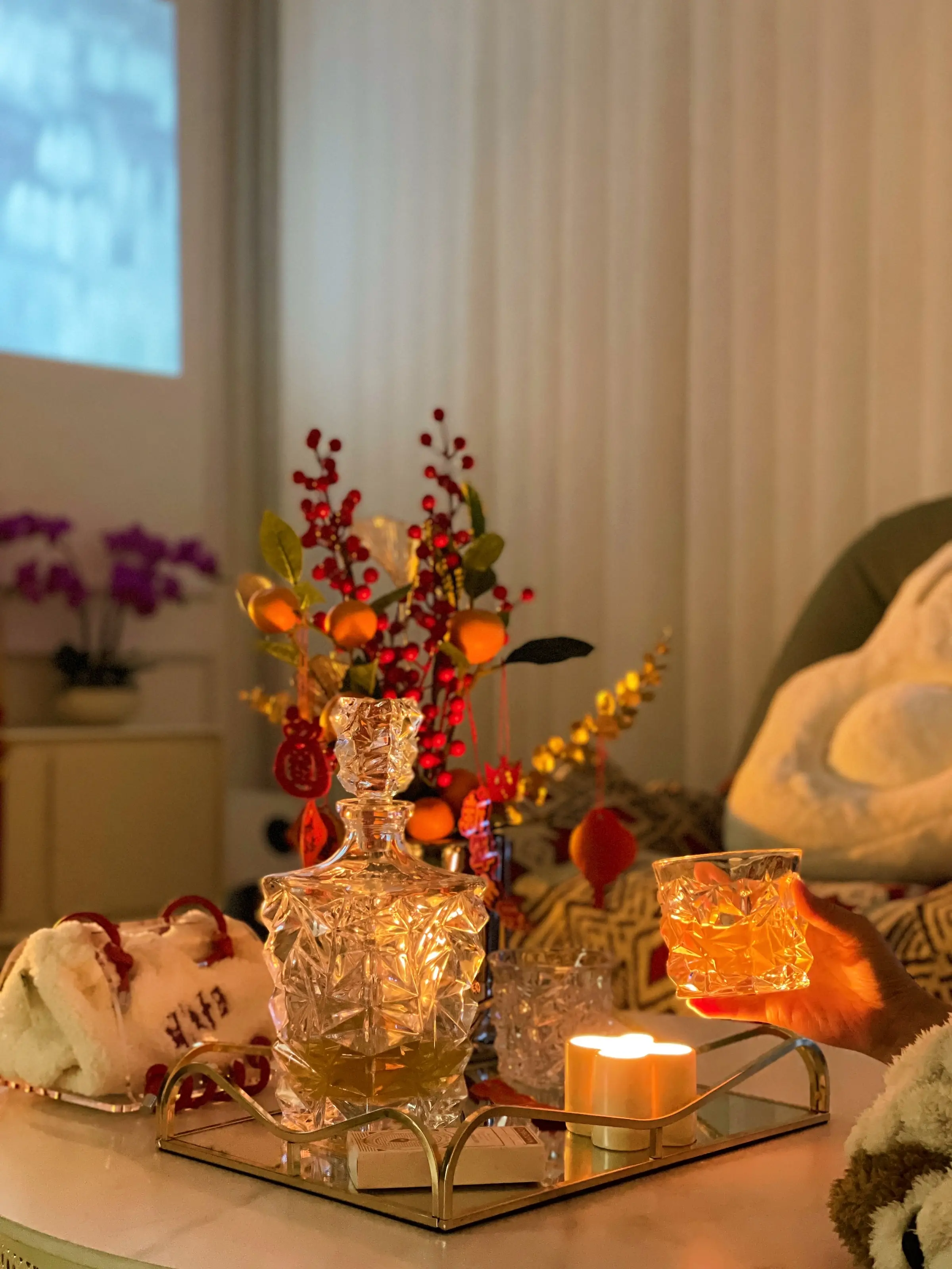 缓解焦虑方法｜宅在年味满满的家看剧微醺图片_4