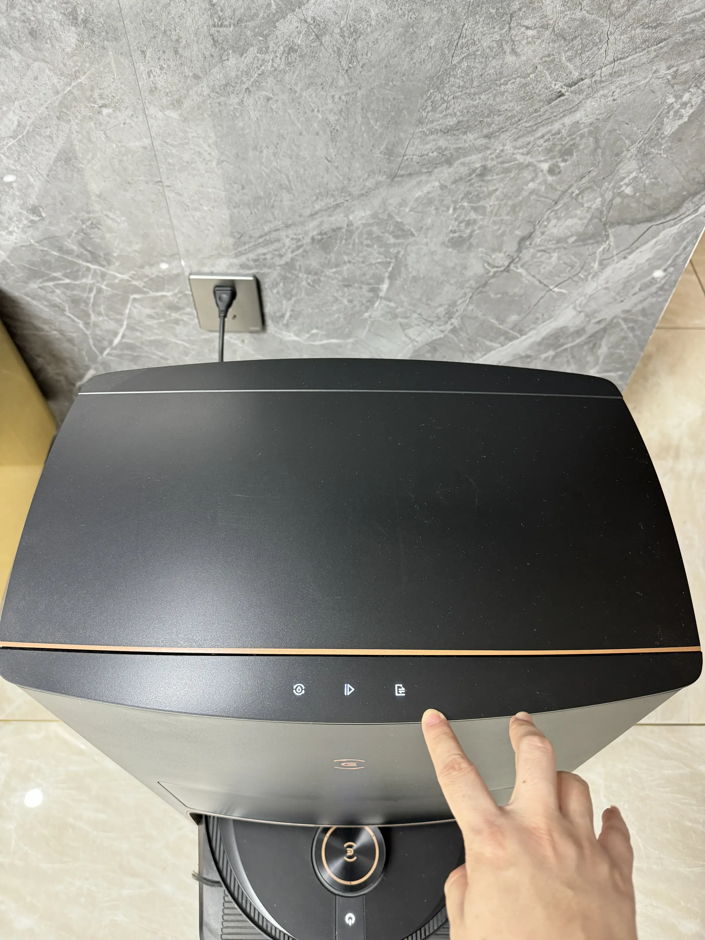 神仙拖地机器人图片_1