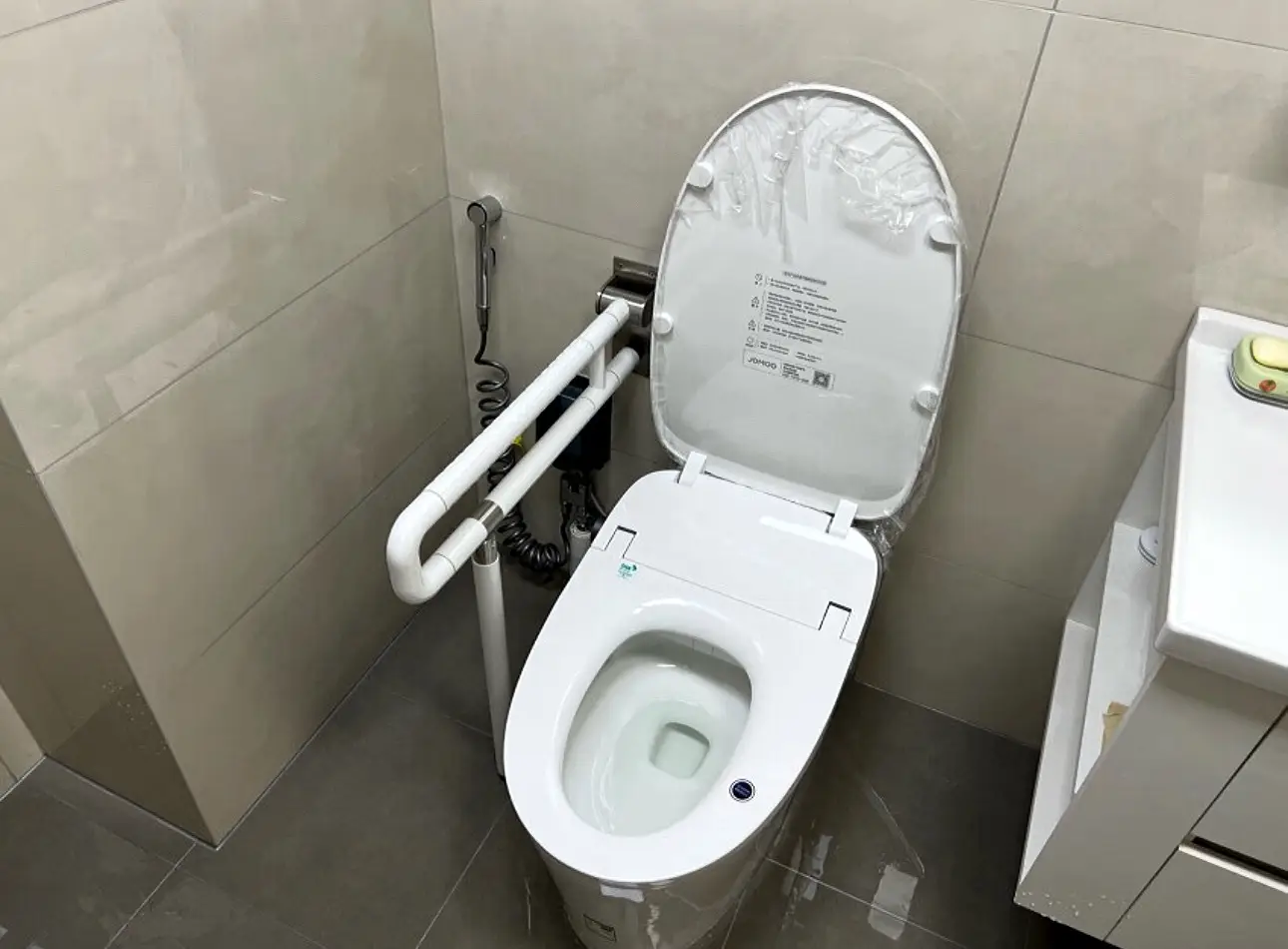 贴心适老化设计，卫生间安全升级图片_5