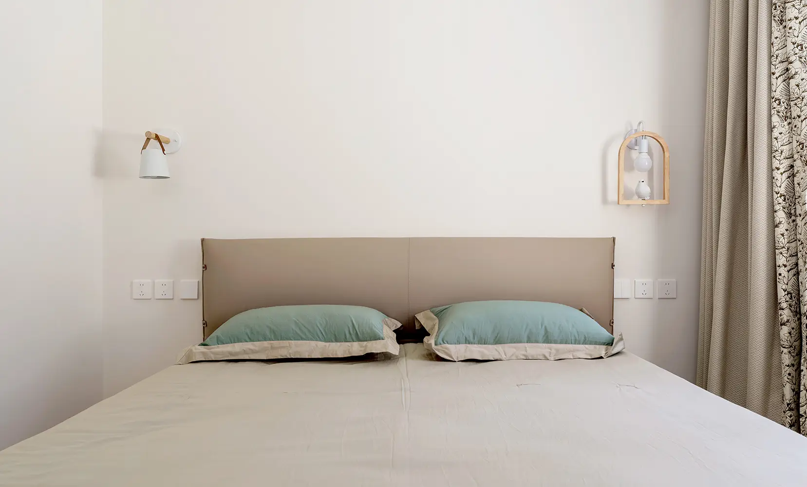 卧室有了壁灯点缀，提高颜值烘托温馨氛围感图片_2