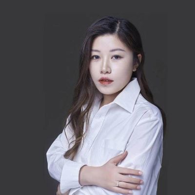高端设计师张梨霞