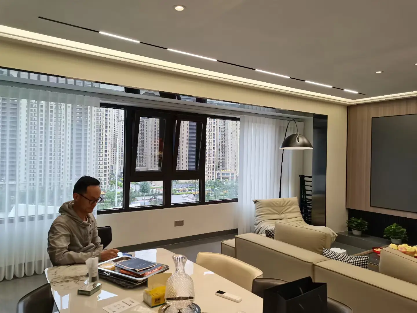 有生之年欣喜相逢，不偏不倚刚好是你……图片_0