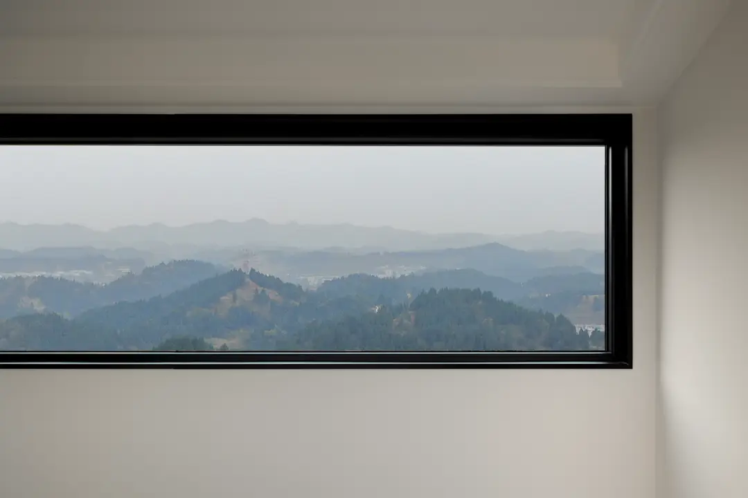山间明珠，别墅设计兼具东方韵味与现代风格图片_0