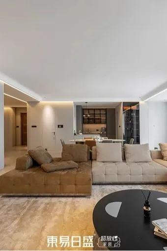 装修实景 I 310㎡简约大宅，诠释现代自由生活！