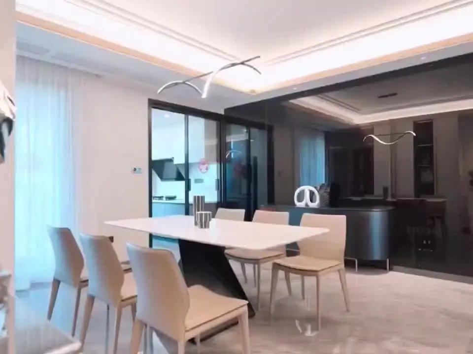 130m²｜逐光影里邂逅质感生活