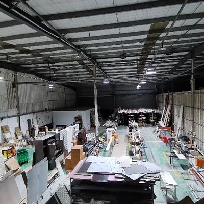 卓旭全铝定制家具厂