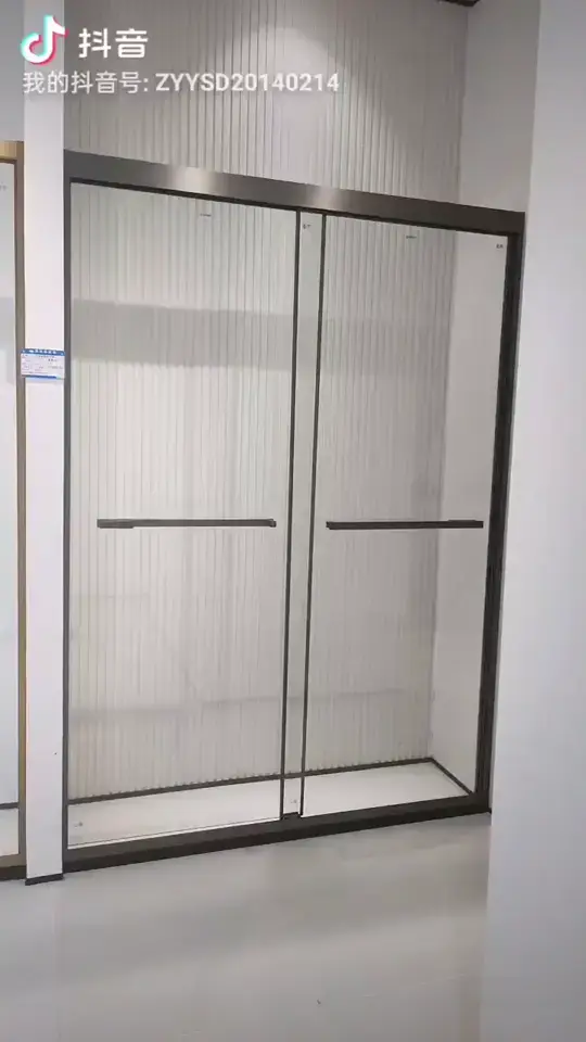 玻璃两边特有的小型材包边，带缓冲，超静音，不压手，当下最流行的科里斯灰颜色！