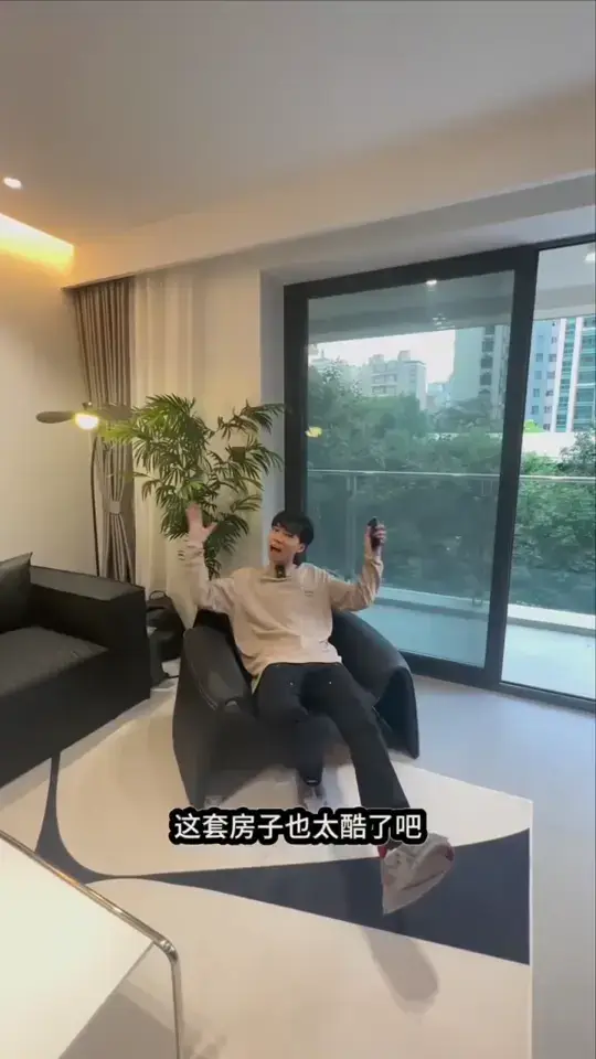 不听劝选了黑白灰装修，入住一年后…真香～
