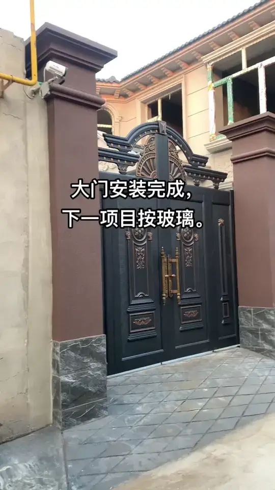 你的家需要一个更好的门吗？来看看这里！