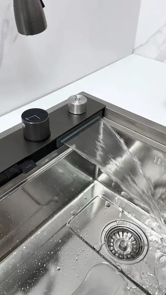 看了两个月，终于找到了心仪的厨房水槽