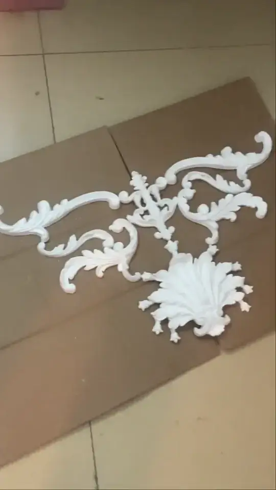 法式背景墙线条，角花搭配