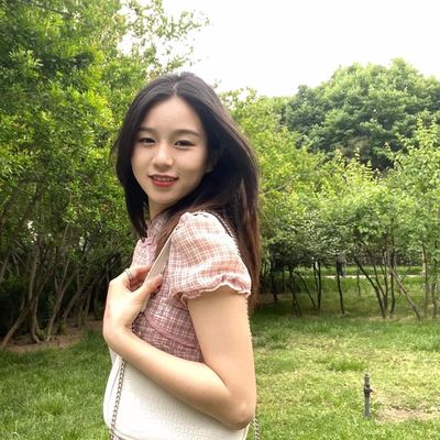 彭彭彭彭彭亦菲